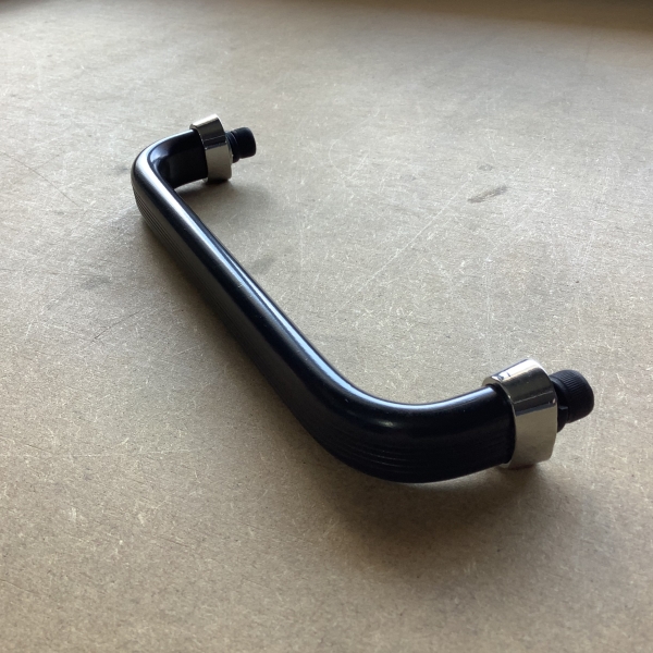 Beifahrer-Haltegriff Angstgriff Armaturenbrett schwarz Deluxe VW T1 Bus 08.65-07.67 vergl. 211857641 B641